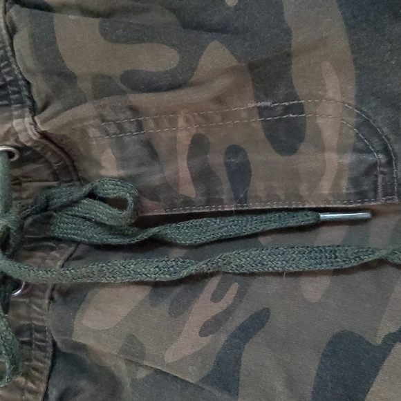 Free Planet Camouflage Jogger Sz S - Picture 4 of 10